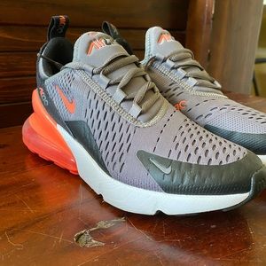 Nike Air Max 270 Gray